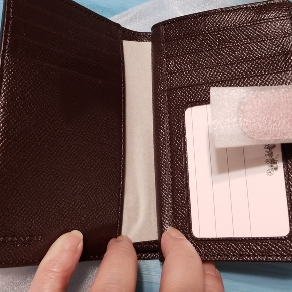 Coach Medium Corner Zip Wallet F23256 NWT - Picture 3 of 6